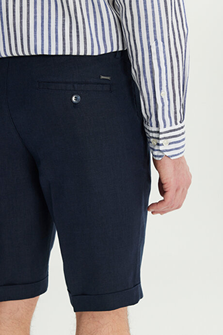 %100 Keten Slim Fit Dar Kesim Beli Lastikli Yan Cepli Lacivert Şort resmi