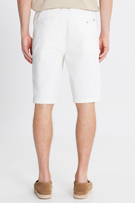 Pamuklu Slim Fit Dar Kesim Beli Bağlamalı Yan Cepli Esnek Beyaz Şort resmi