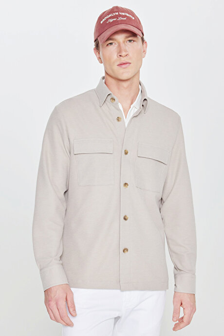 Comfort Fit Rahat Kesim Gömlek Yaka Kapak Cepli Desenli Gömlek Bej Gömlek Ceket resmi