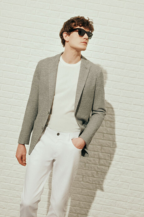 360 Her Yöne Esneyen Slim Fit Dar Kesim Mono Yaka Armürlü Torba Cepli Blazer Gri Ceket resmi