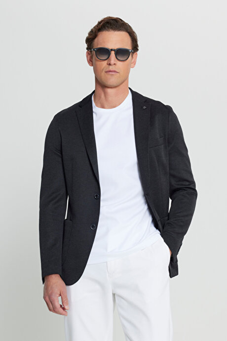 360 Her Yöne Esneyen Slim Fit Dar Kesim Mono Yaka Armürlü Blazer Siyah Ceket resmi