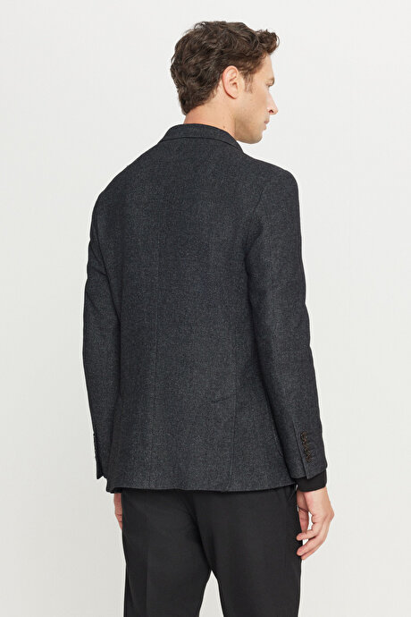 Yünlü Slim Fit Dar Kesim Kırlangıç Yaka Torba Cepli Kruvaze Siyah Ceket resmi