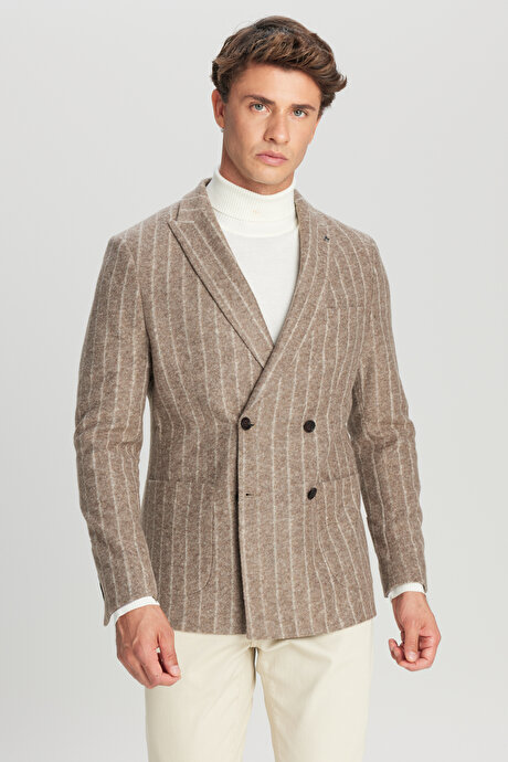 Yünlü Slim Fit Dar Kesim Kırlangıç Yaka Torba Cepli Çizgili Kruvaze Vizon Ceket resmi