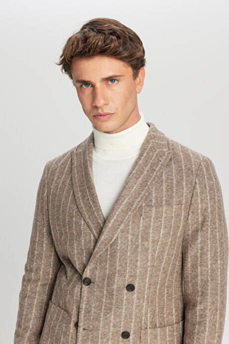 Yünlü Slim Fit Dar Kesim Kırlangıç Yaka Torba Cepli Çizgili Kruvaze Vizon Ceket resmi