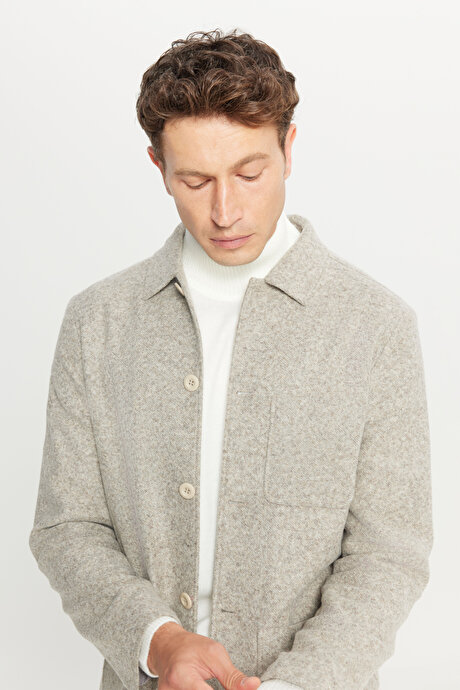 Yünlü Comfort Fit Rahat Kesim Gömlek Yaka Torba Cepli Vizon Gömlek Ceket resmi