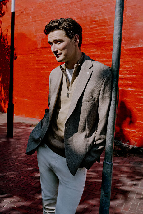 Pamuklu Slim Fit Dar Kesim Kırlangıç Yaka Diagonal Desenli Blazer Kahverengi Ceket resmi