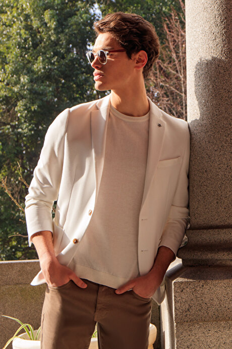 Slim Fit Dar Kesim Mono Yaka Torba Cepli Armürlü Blazer Ekru Ceket resmi