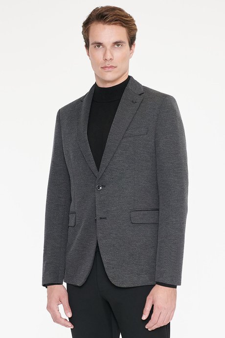 Slim Fit Dar Kesim Mono Yaka Kapak Cepli Armürlü Siyah Ceket resmi