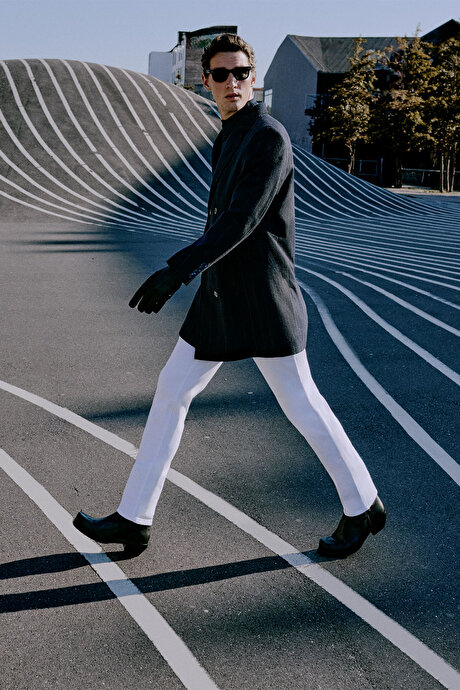 Yünlü Slim Fit Dar Kesim Mono Yaka Çizgili Kapak Cepli Lacivert Palto resmi