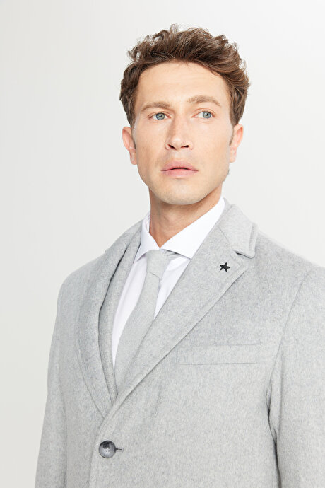 Yünlü Standart Fit Normal Kesim Geniş Mono Yaka Yan Cepli Açık Gri Palto resmi