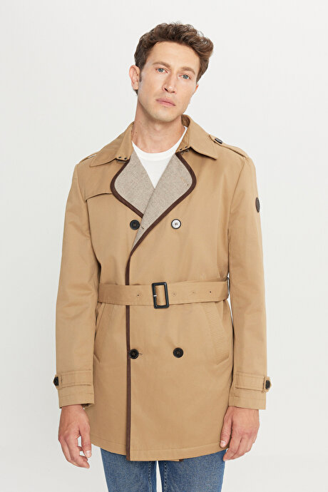 Pamuklu Standart Fit Normal Kesim Gömlek Yaka Yan Cepli Bej Trençkot resmi