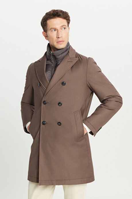 Standart Fit Normal Kesim Geniş Kırlangıç Yaka Yan Cepli Vizon Kaban resmi