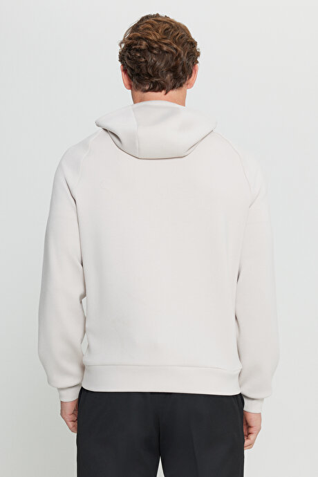 Standart Fit Normal Kesim Dolgulu Kapüşonlu Yan Cepli Bej Mont resmi