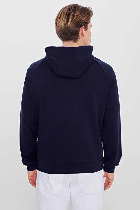 Standart Fit Normal Kesim Dolgulu Kapüşonlu Yan Cepli Lacivert Mont resmi