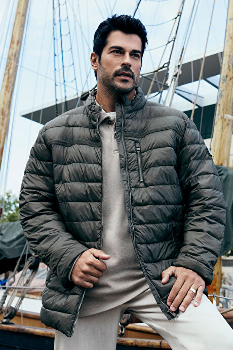 Standart Fit Normal Kesim Dik Yaka Yan Cepli Casual Haki Mont resmi