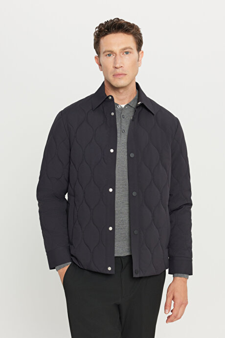 Standart Fit Normal Kesim Gömlek Yaka Yan Cepli Dolgulu Siyah Mont resmi