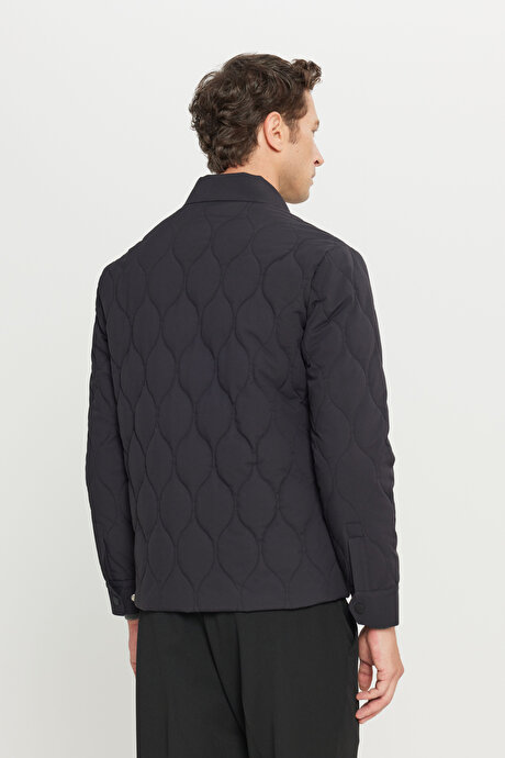 Standart Fit Normal Kesim Gömlek Yaka Yan Cepli Dolgulu Siyah Mont resmi