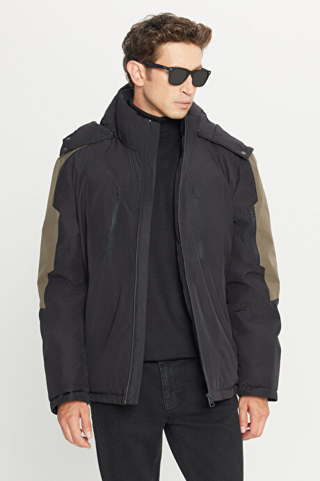 Standart Fit Normal Kesim Kapüşonlu Dik Yaka Yan Cepli Casual Siyah Mont resmi