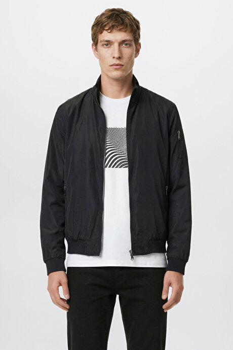 Mevsimlik Standart Fit Normal Kesim Dik Yaka Fermuarlı Cepli Bomber Ceket Siyah Mont resmi