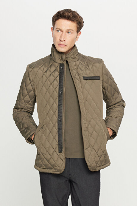 Standart Fit Normal Kesim Dik Yaka Yan Cepli Haki MontACE010261018HAK