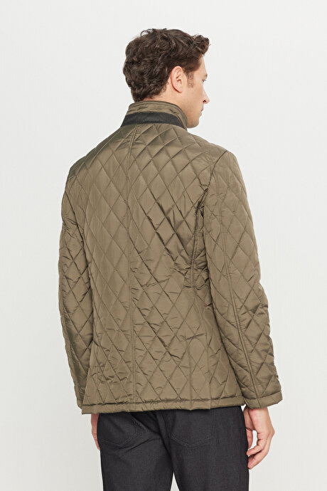 Standart Fit Normal Kesim Dik Yaka Yan Cepli Haki Mont resmi