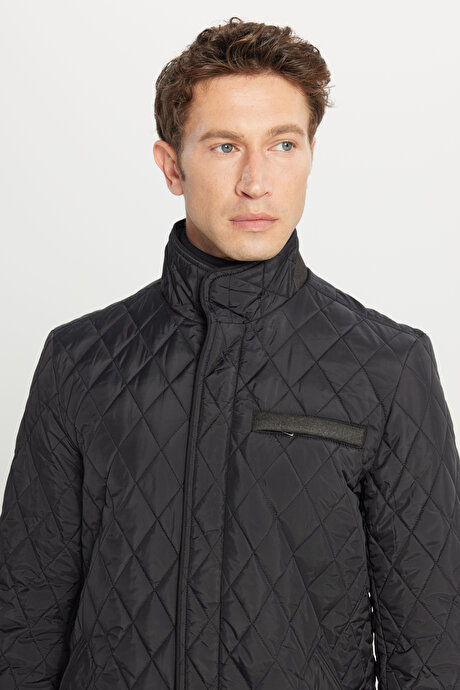 Standart Fit Normal Kesim Dik Yaka Yan Cepli Siyah Mont resmi