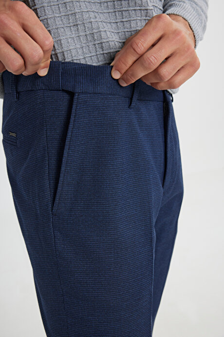 Slim Fit Dar Kesim Beli Gizli Lastikli Kazayağı Desenli Yan Cep Esnek Lacivert Pantolon resmi