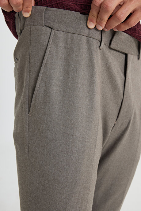 Slim Fit Dar Kesim Beli Gizli Lastikli Yan Cepli Esnek Klasik Vizon Pantolon resmi