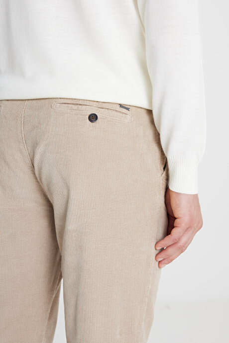 Slim Fit Dar Kesim Kadife Beli Bağlamalı Yan Cep Esnek Bej Pantolon resmi