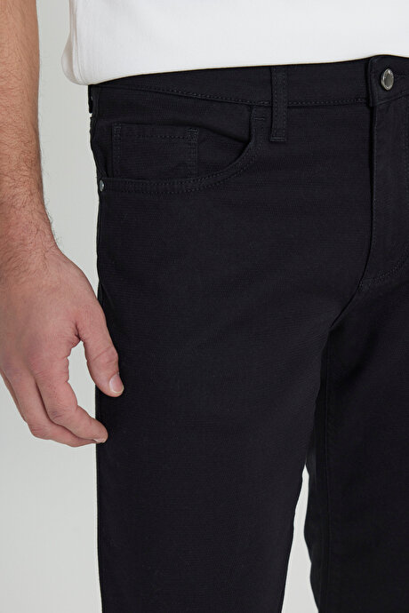 Pamuklu Slim Fit Dar Kesim 5 Cep Armürlü Esnek Siyah Pantolon resmi