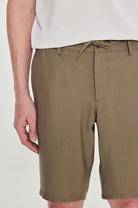 Yumuşak Dokulu Jogger Slim Fit Dar Kesim Beli Bağlamalı Yan Cepli Haki Şort resmi