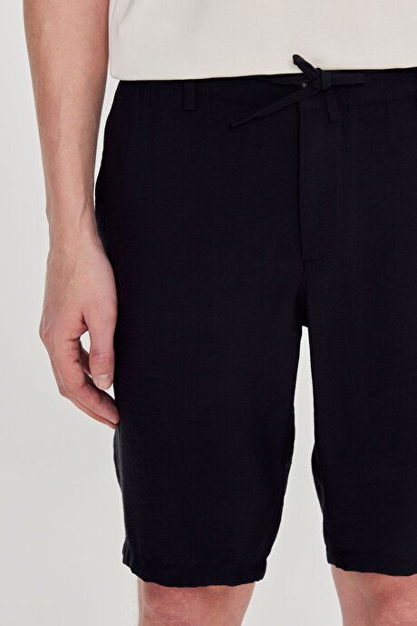 Yumuşak Dokulu Jogger Slim Fit Dar Kesim Beli Bağlamalı Yan Cepli Siyah Şort resmi