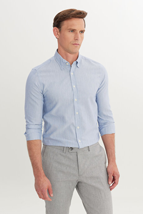 Pamuklu Comfort Fit Rahat Kesim Gizli Düğmeli Yaka Armürlü Mavi Gömlek resmi