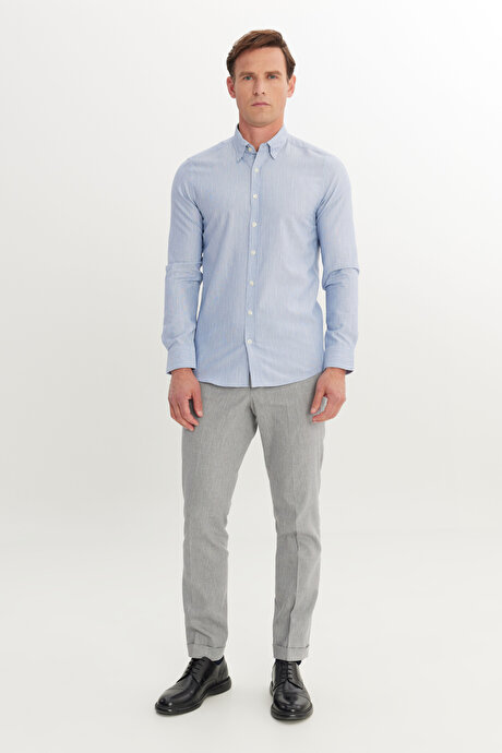 Pamuklu Comfort Fit Rahat Kesim Gizli Düğmeli Yaka Armürlü Mavi Gömlek resmi