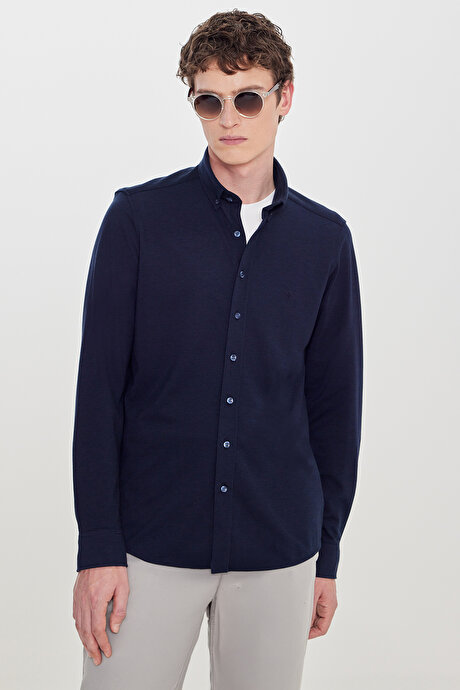 360 Her Yöne Esneyen Pamuklu Slim Fit Dar Kesim Düğmeli Yaka Örme Lacivert Gömlek resmi