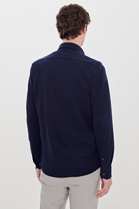 360 Her Yöne Esneyen Pamuklu Slim Fit Dar Kesim Düğmeli Yaka Örme Lacivert Gömlek resmi