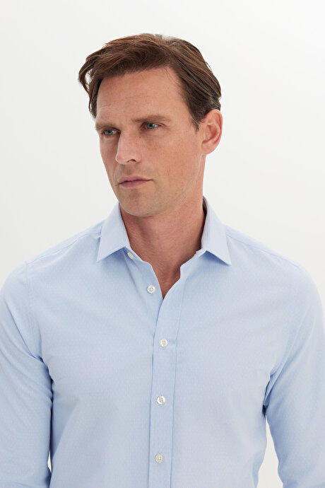 Pamuklu Slim Fit Dar Kesim Klasik Yaka Armürlü Mavi Gömlek resmi