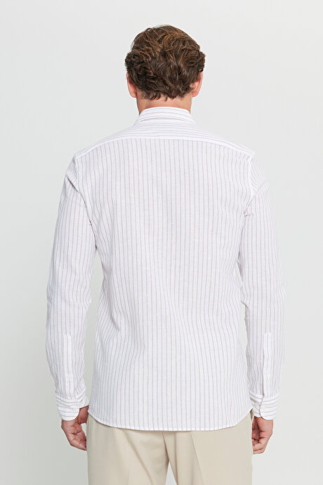 Keten Comfort Fit Rahat Kesim Gizli Düğmeli Yaka Çizgili Travel Beyaz-Bej Gömlek resmi