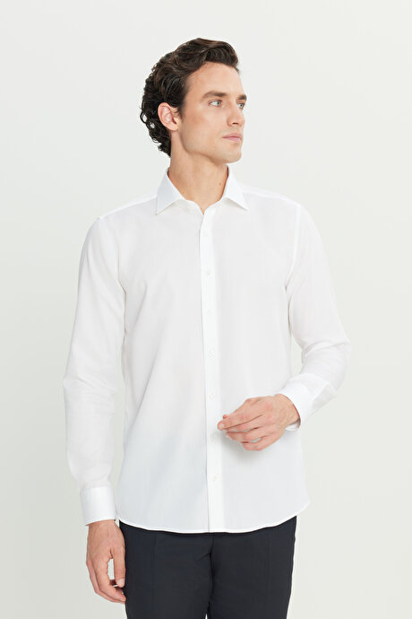 Non-Iron %100 Pamuk Tailored Slim Fit Dar Kesim Klasik Yaka Beyaz Gömlek resmi