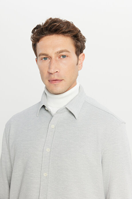 360 Her Yöne Esneyen Pamuklu Comfort Fit Klasik Yaka Diagonal Desenli Örme Gri Gömlek resmi