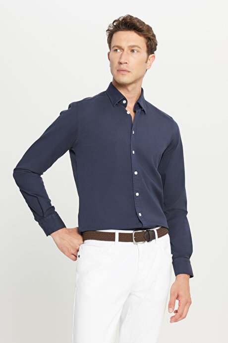 Pamuklu Comfort Fit Rahat Kesim Gizli Düğmeli Yaka Lacivert Gömlek resmi