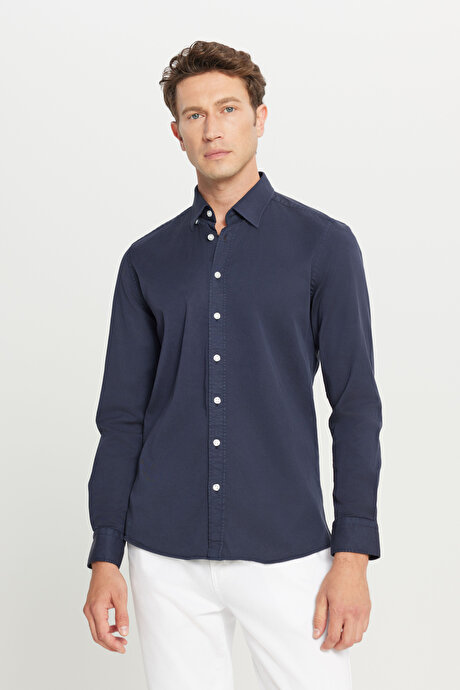 Pamuklu Comfort Fit Rahat Kesim Gizli Düğmeli Yaka Lacivert Gömlek resmi