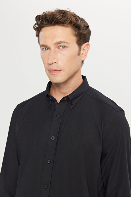 Pamuklu Slim Fit Dar Kesim Düğmeli Yaka Esnek Gabardin Siyah Gömlek resmi