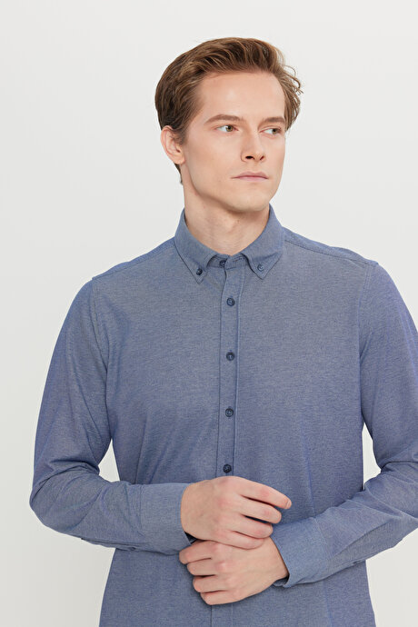 Pamuklu Slim Fit Dar Kesim Düğmeli Yaka Örme Lacivert Gömlek resmi