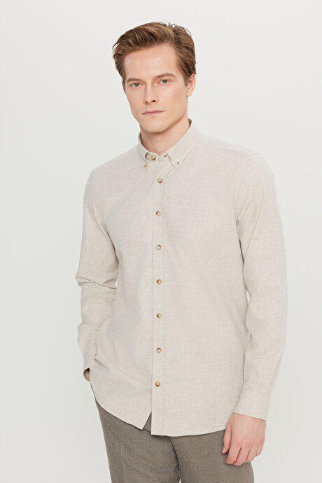 Pamuklu Slim Fit Dar Kesim Düğmeli Yaka Diagonal Desenli Flanel Bej Gömlek resmi