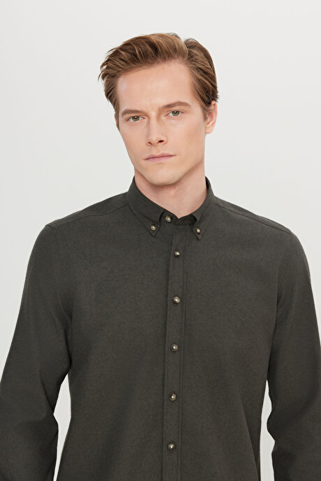 Pamuklu Slim Fit Dar Kesim Düğmeli Yaka Diagonal Desenli Flanel Haki Gömlek resmi