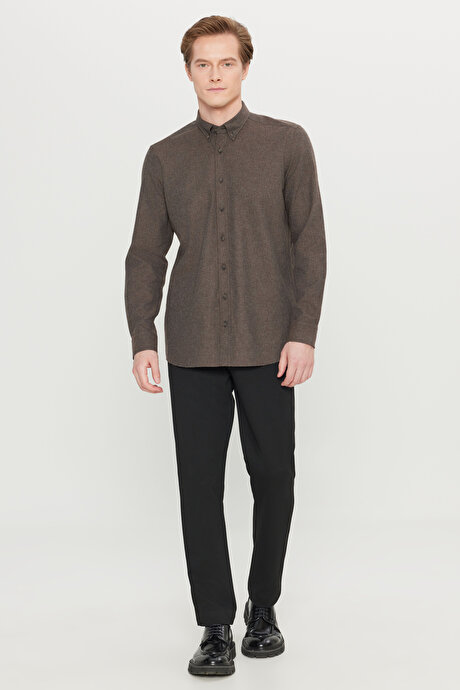 Pamuklu Slim Fit Dar Kesim Düğmeli Yaka Diagonal Desenli Flanel Kahverengi Gömlek resmi