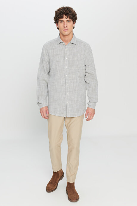 %100 Pamuk Slim Fit Dar Kesim Klasik Yaka Armürlü Haki-Beyaz Gömlek resmi