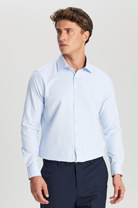 Pamuklu Slim Fit Dar Kesim Klasik Yaka Armürlü Açık Mavi Gömlek resmi