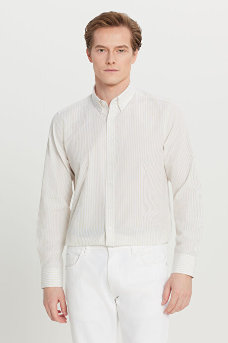 Pamuklu Tailored Slim Fit Dar Kesim Düğmeli Yaka Çizgili Beyaz-Bej Gömlek resmi